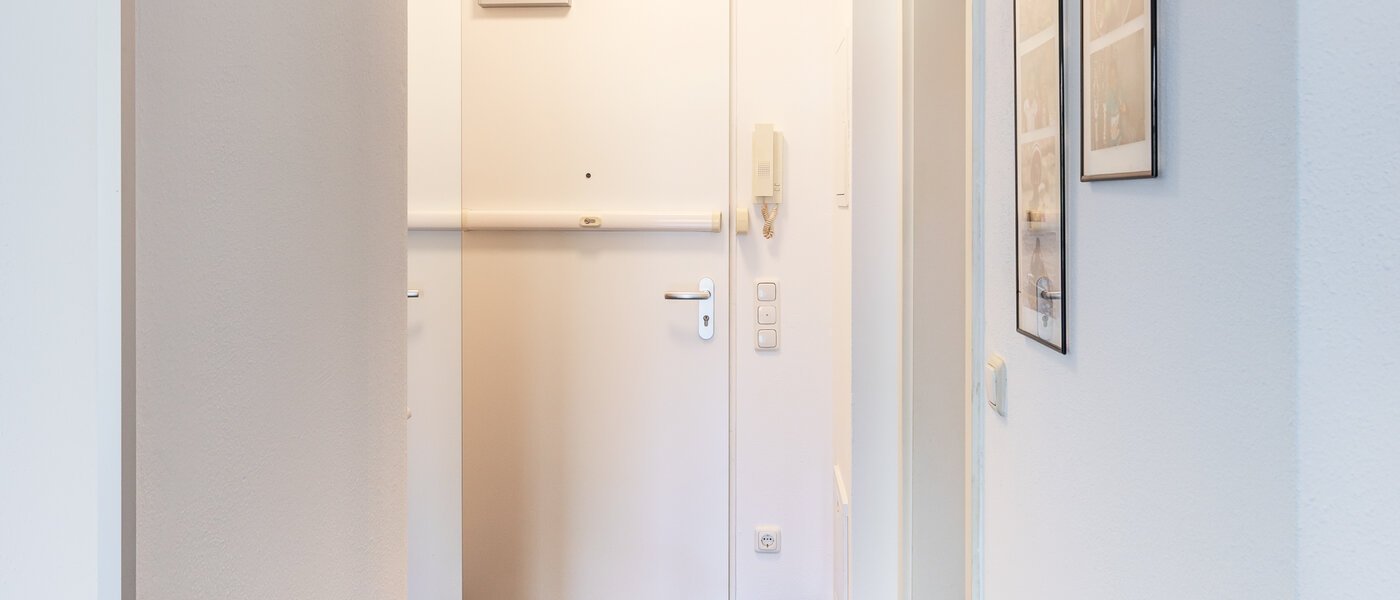 apartment München Oberföhring 01 hall 9553