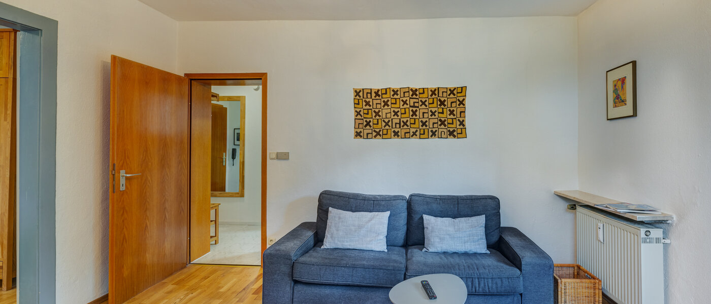 apartment München Waldtrudering 04 living area 9555