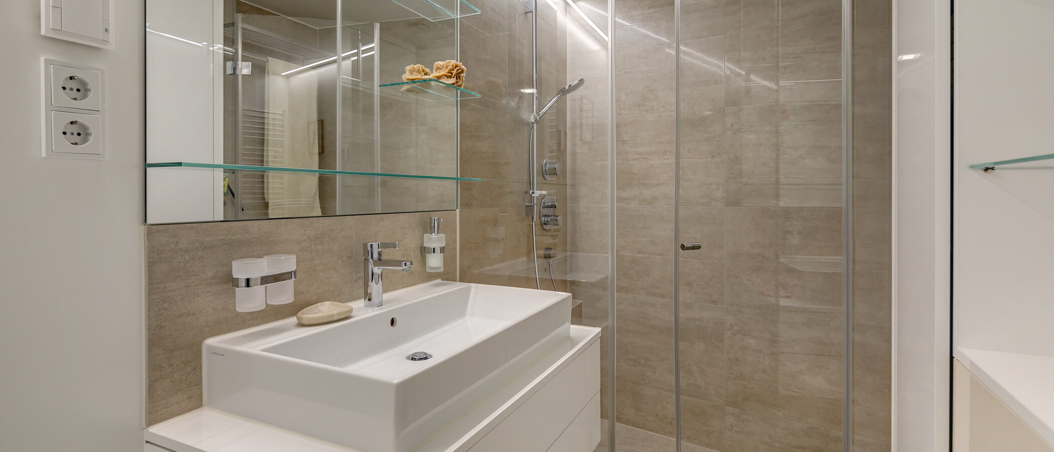 apartment München Haidhausen 01 bathroom 9563