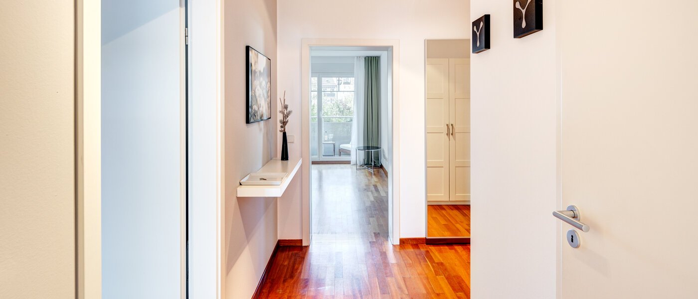 apartment München Schwabing-Nord (zw. Leopoldstraße & Englischen Garten) 02 hall 9573