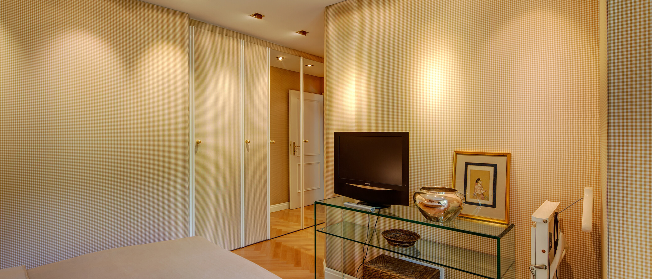 apartment München Lehel 04 sleeping area 9576