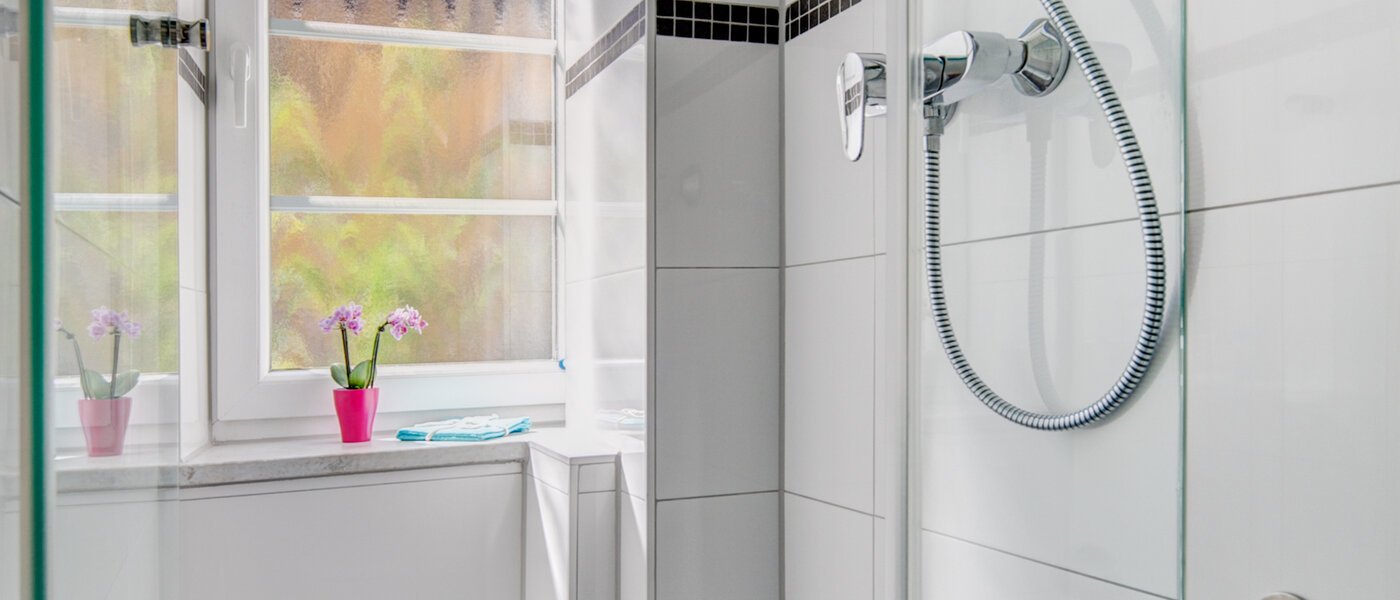 apartment München Schwabing-West 03 bathroom 9578