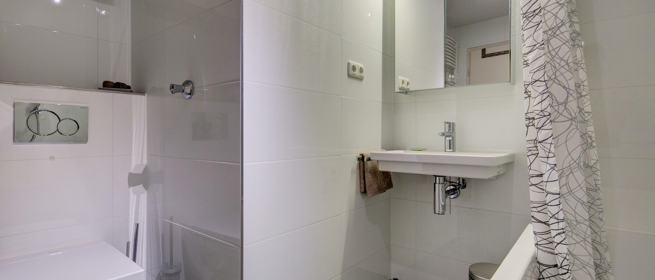attic apartment München Haidhausen 02 bathroom 9579