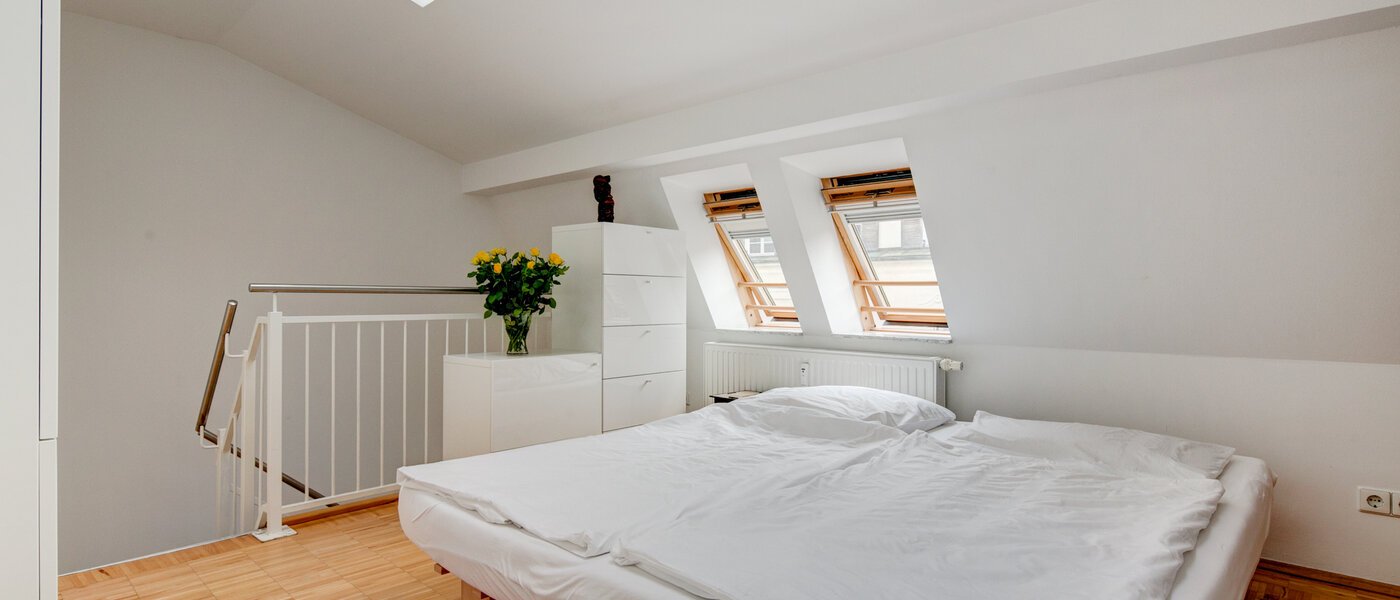 maisonette München Lehel 02 sleeping area 9580