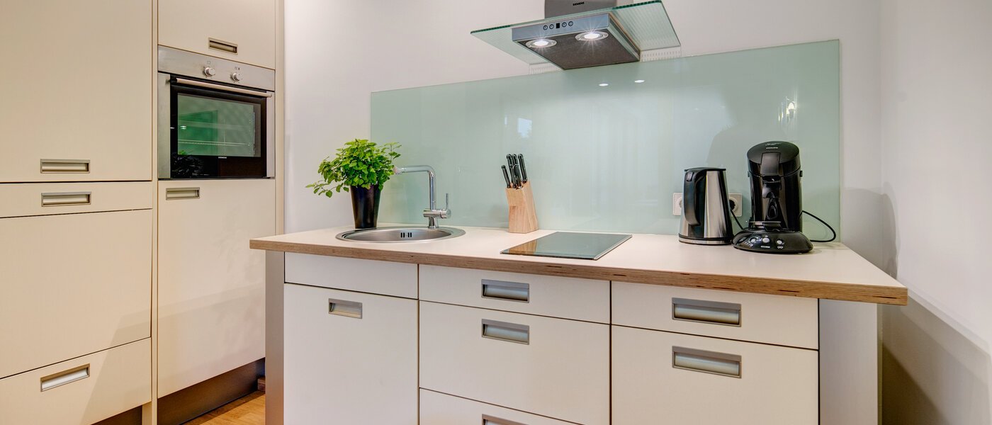 apartment München Glockenbachviertel 02 kitchen 9591