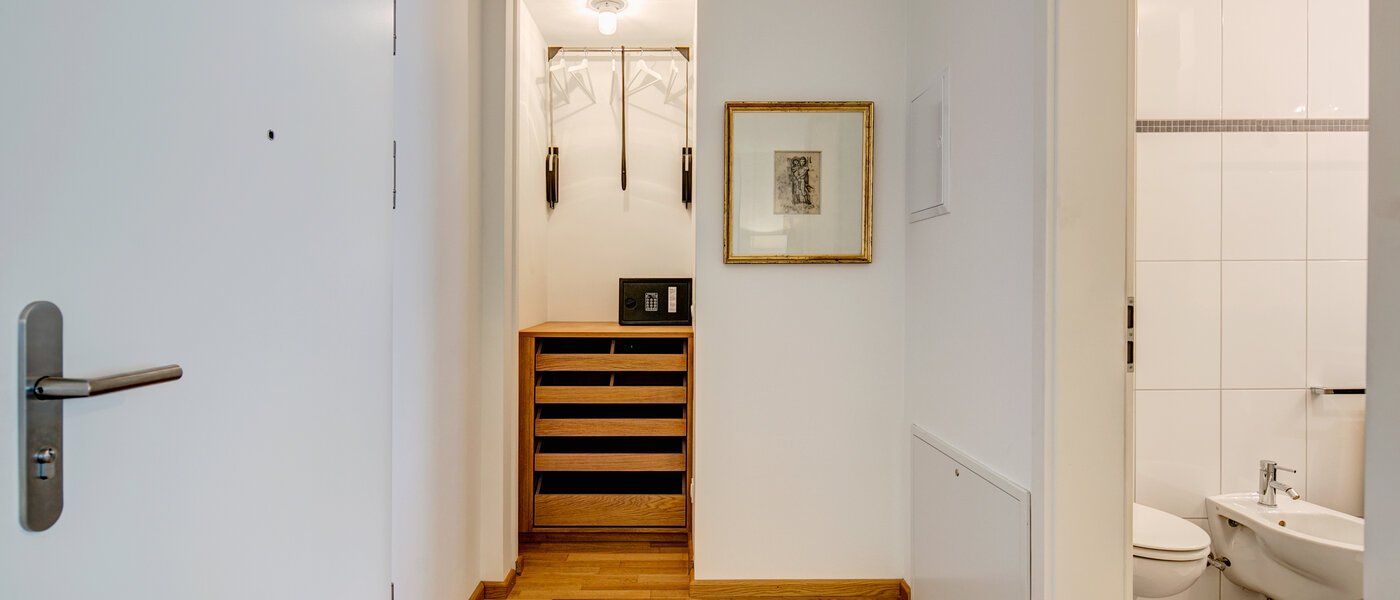 apartment München Glockenbachviertel 01 hall 9591