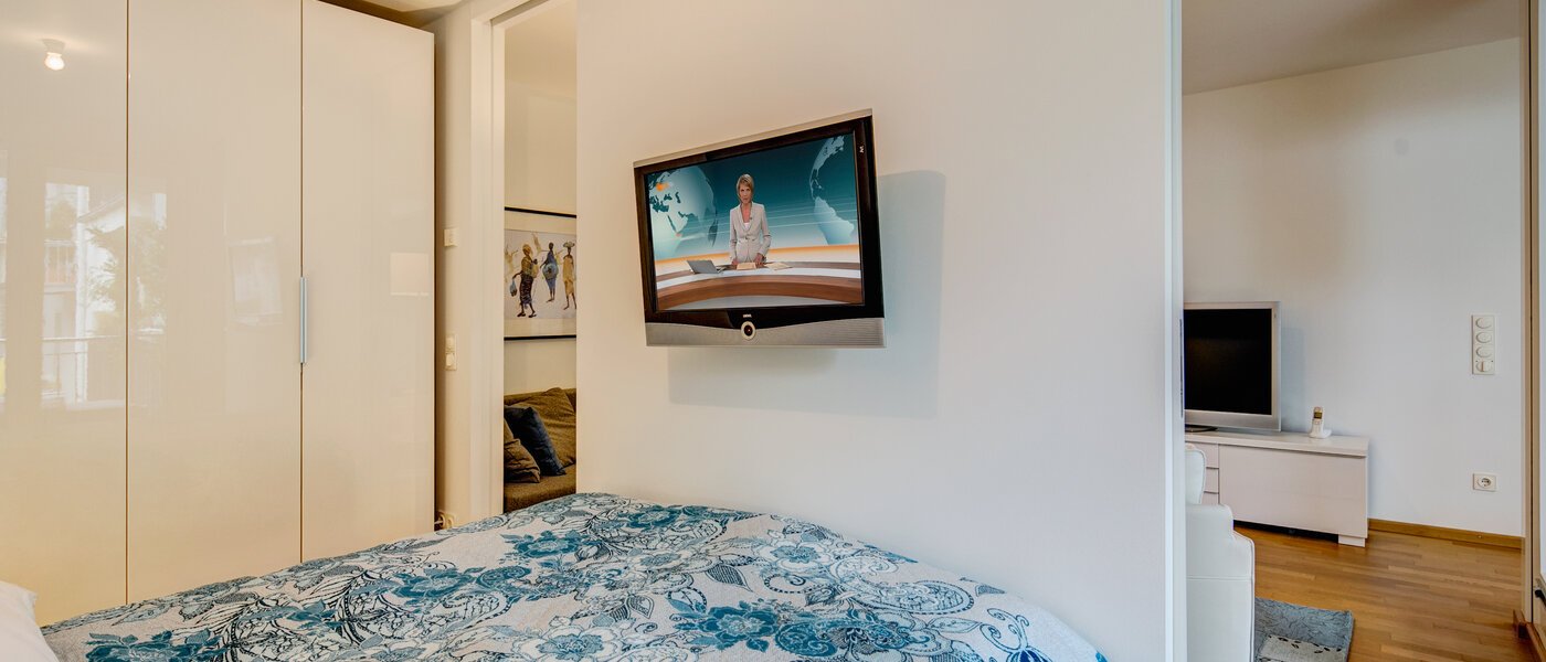 apartment München Glockenbachviertel 03 sleeping area 9591