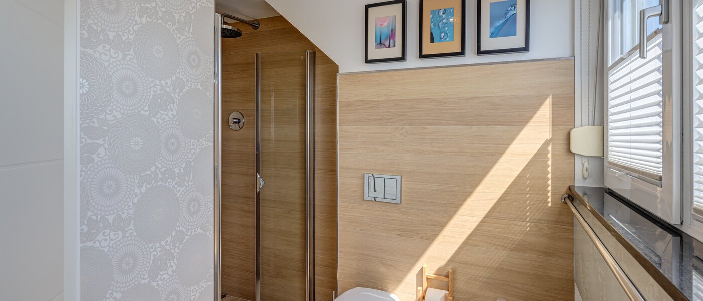 apartment München Berg am Laim 04 bathroom 9597