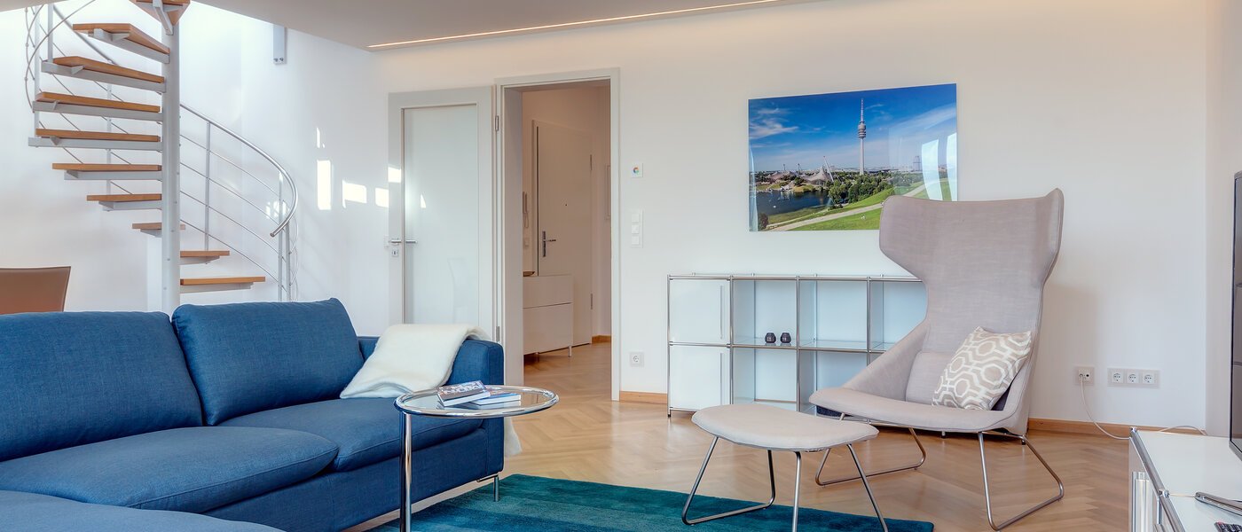 roof terrace apartment München Schwabing 01 living room 9602