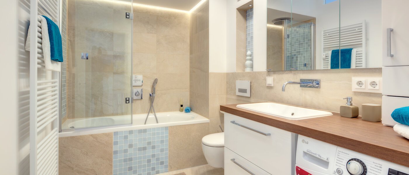 roof terrace apartment München Schwabing 01 bathroom 9602