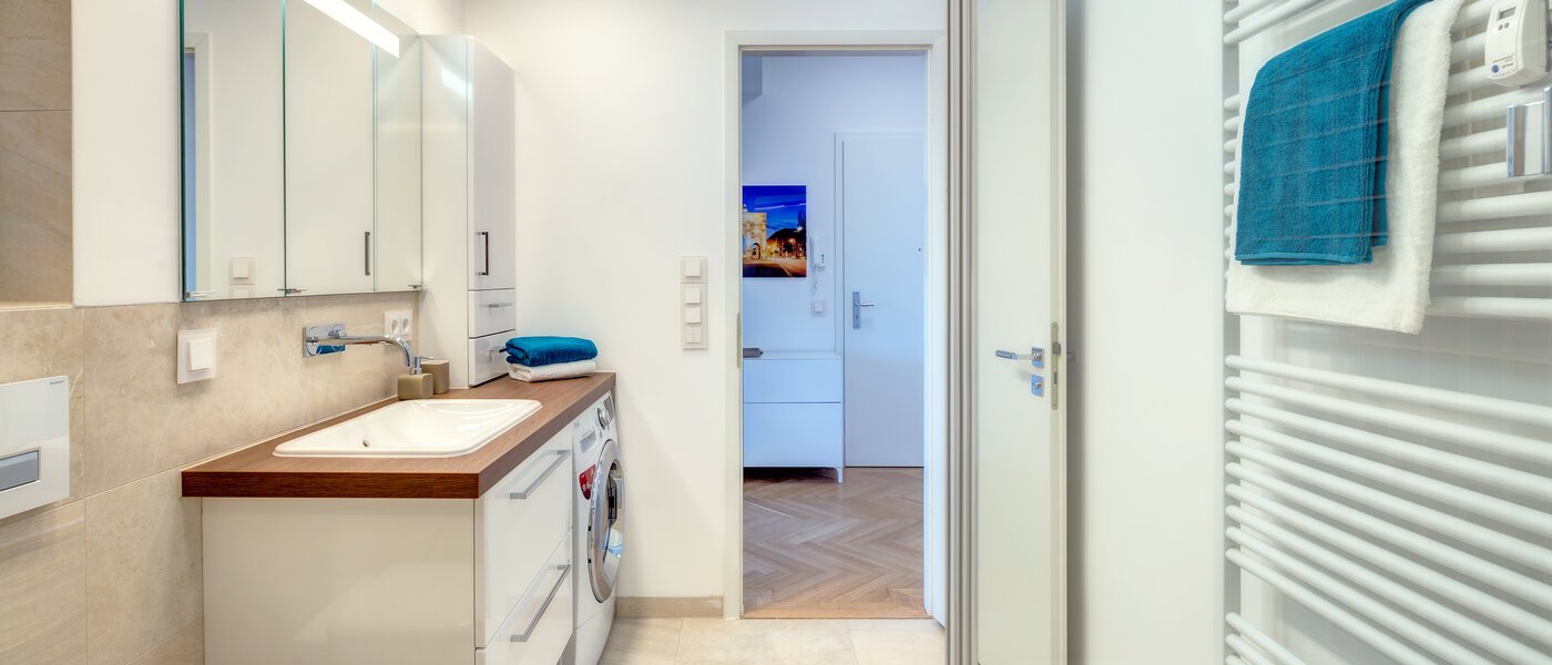 roof terrace apartment München Schwabing 04 bathroom 9602