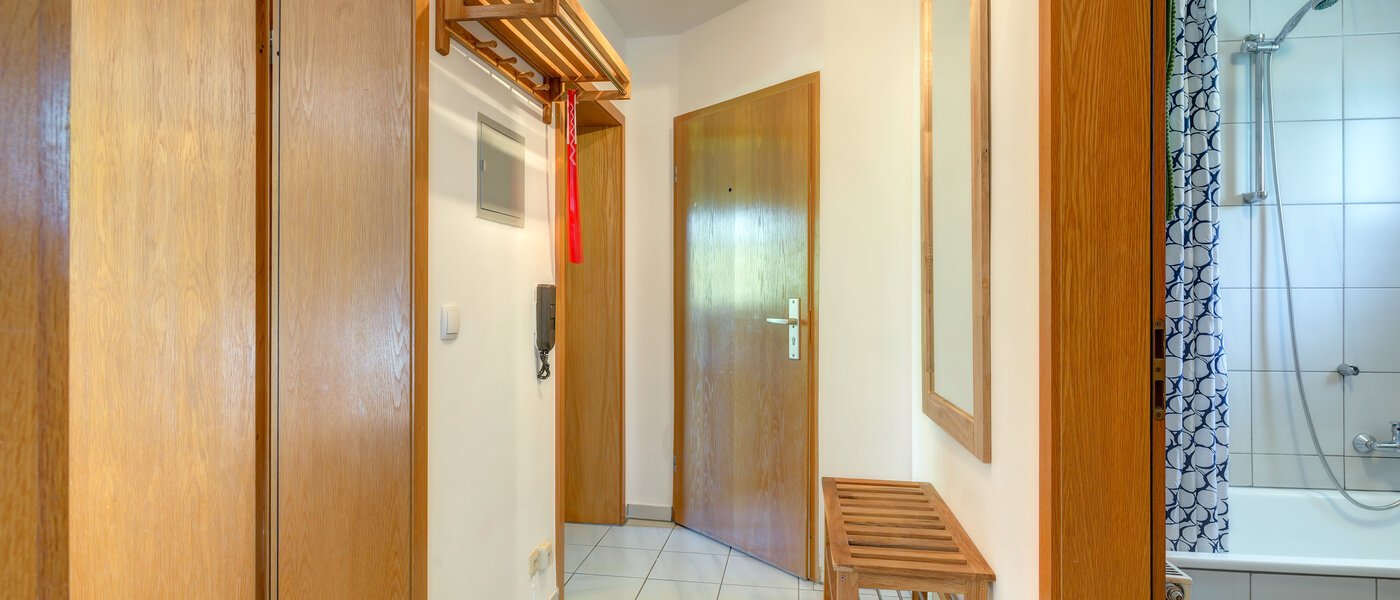 apartment München Waldtrudering 01 hall 9604