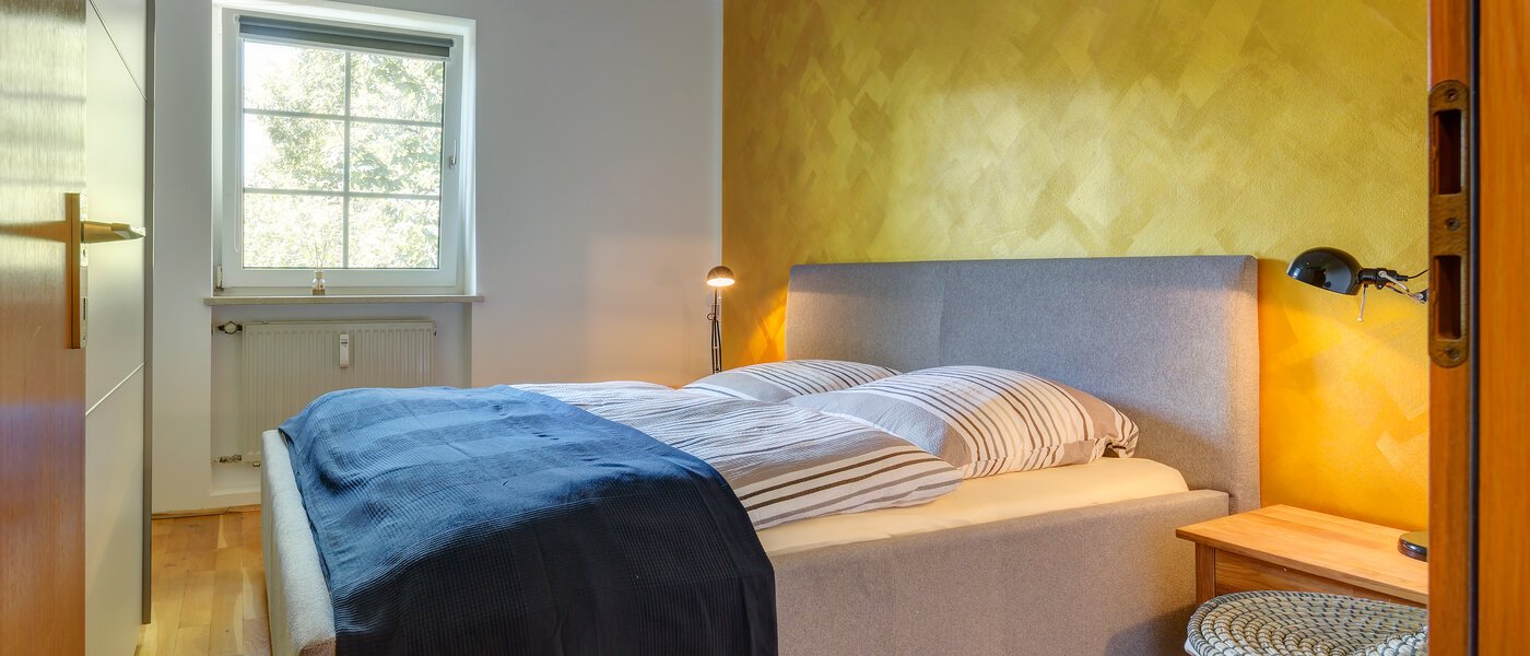 apartment München Waldtrudering 01 sleeping area 9604