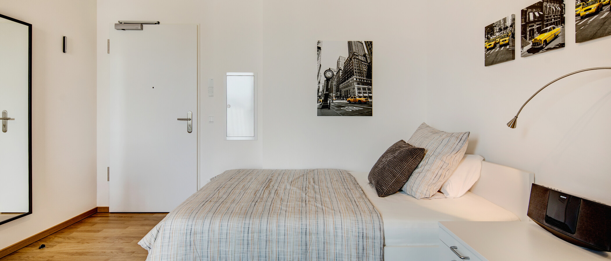 attic apartment München Giesing 02 living room 9613