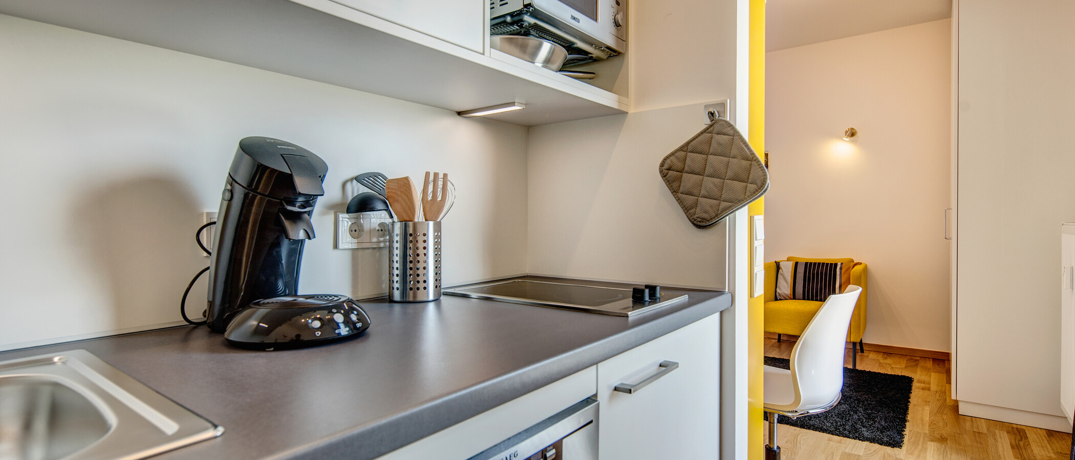 attic apartment München Giesing 03 kitchen 9613