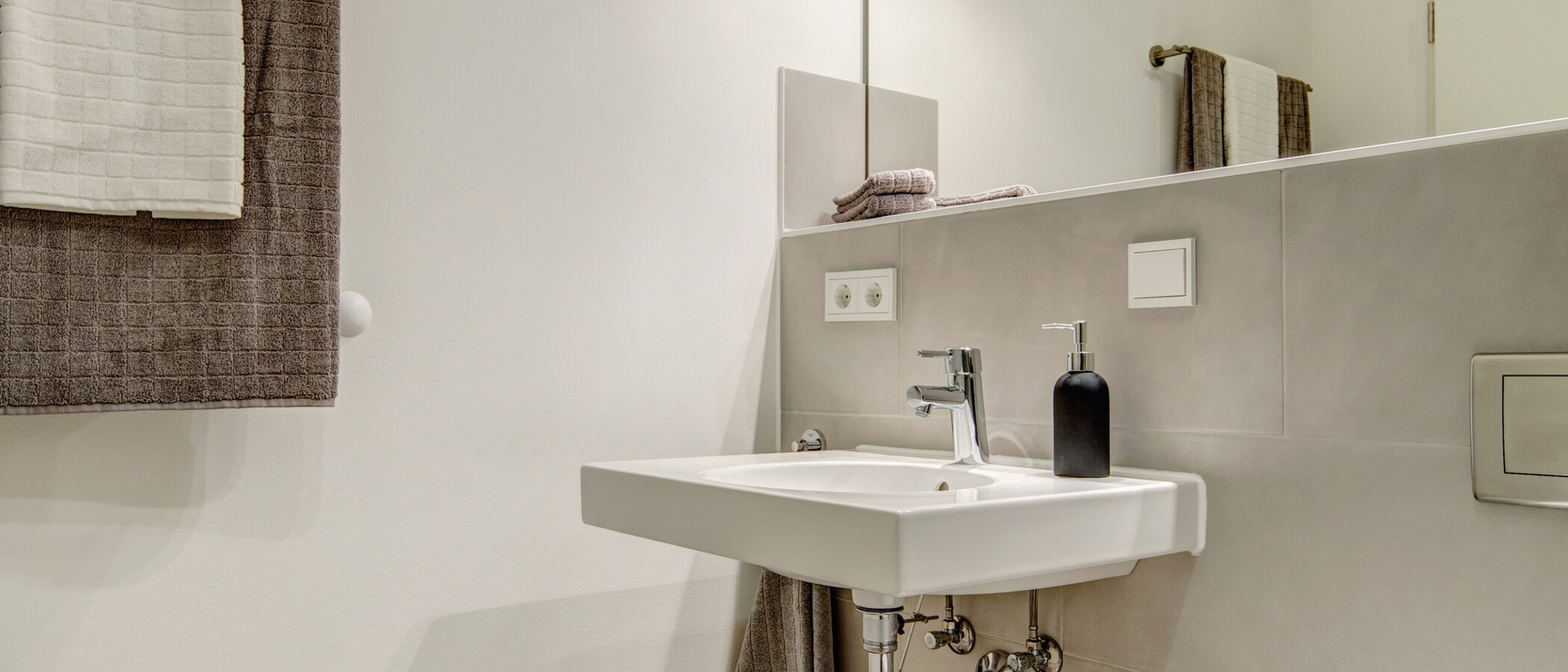 attic apartment München Giesing 04 bathroom 9613