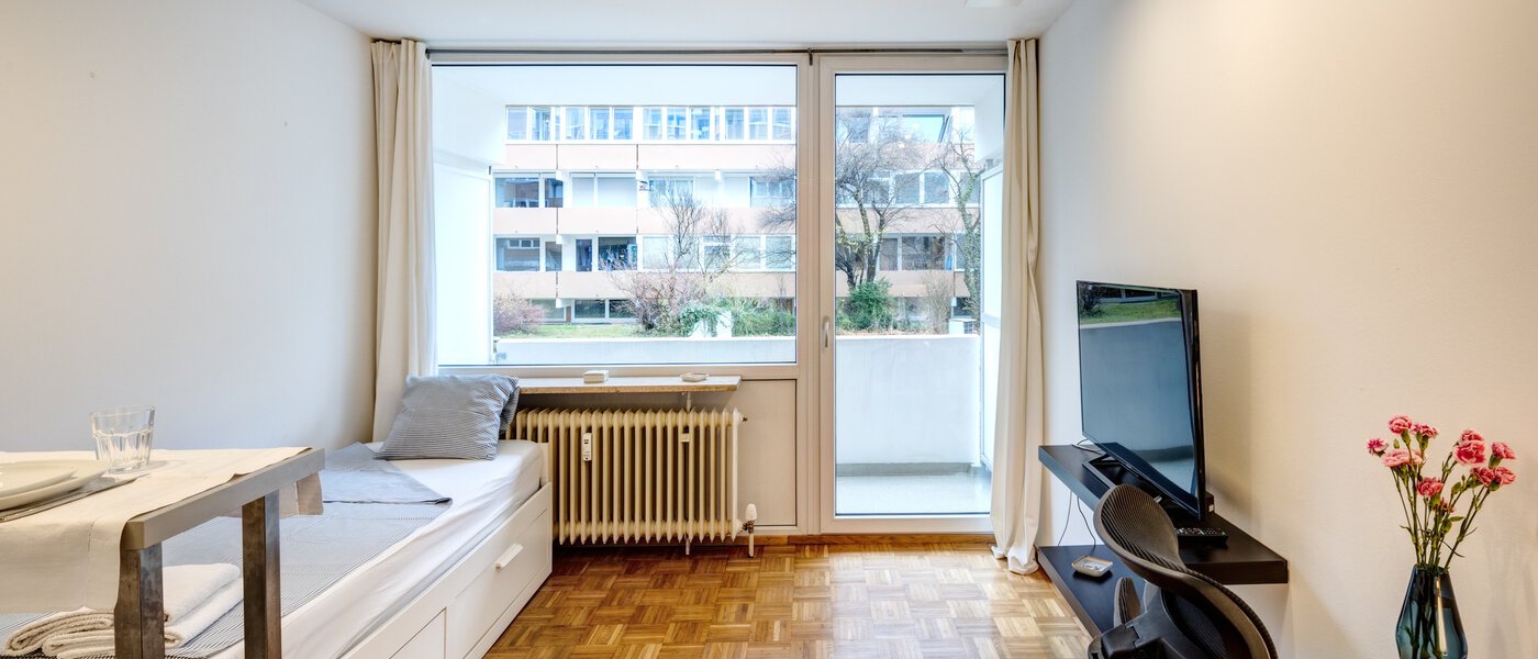 studio München Neuhausen 02 living area 9615