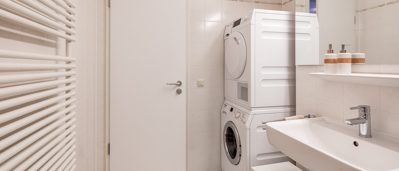 apartment München Maxvorstadt - Museumsviertel 03 bathroom 9616