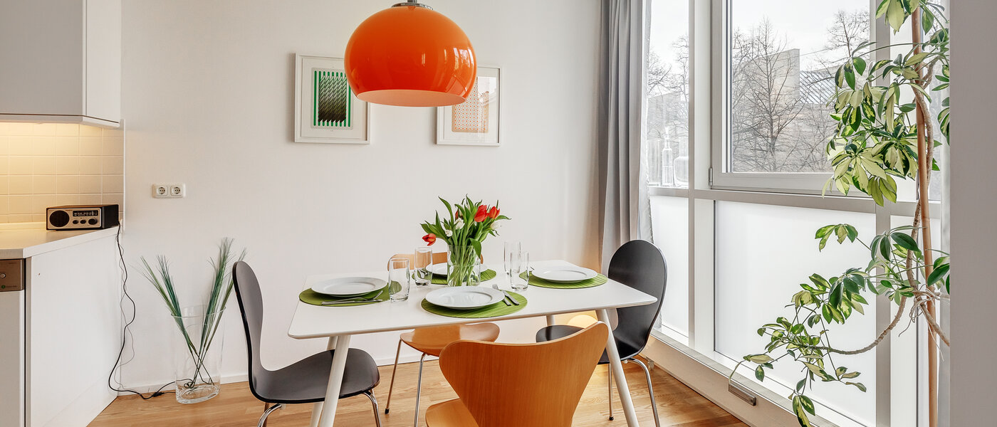 apartment München Maxvorstadt - Museumsviertel 01 dining area 9616