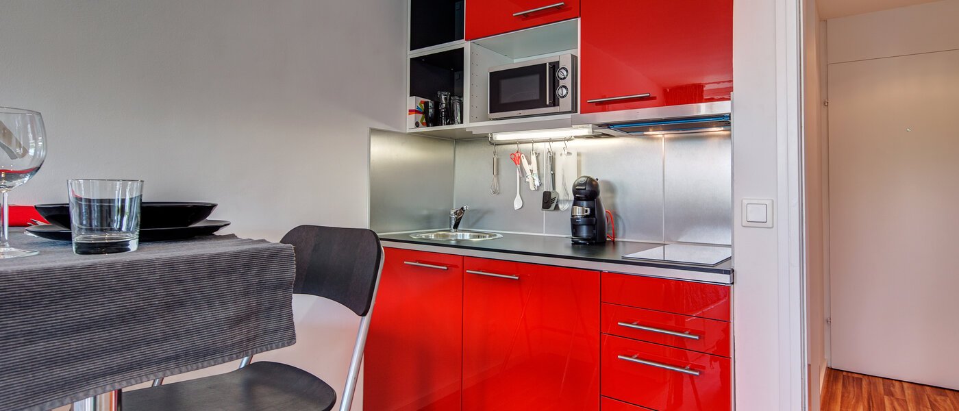 studio München Schwabing-Nord (zw. Leopoldstraße & Englischen Garten) 01 kitchen 9622