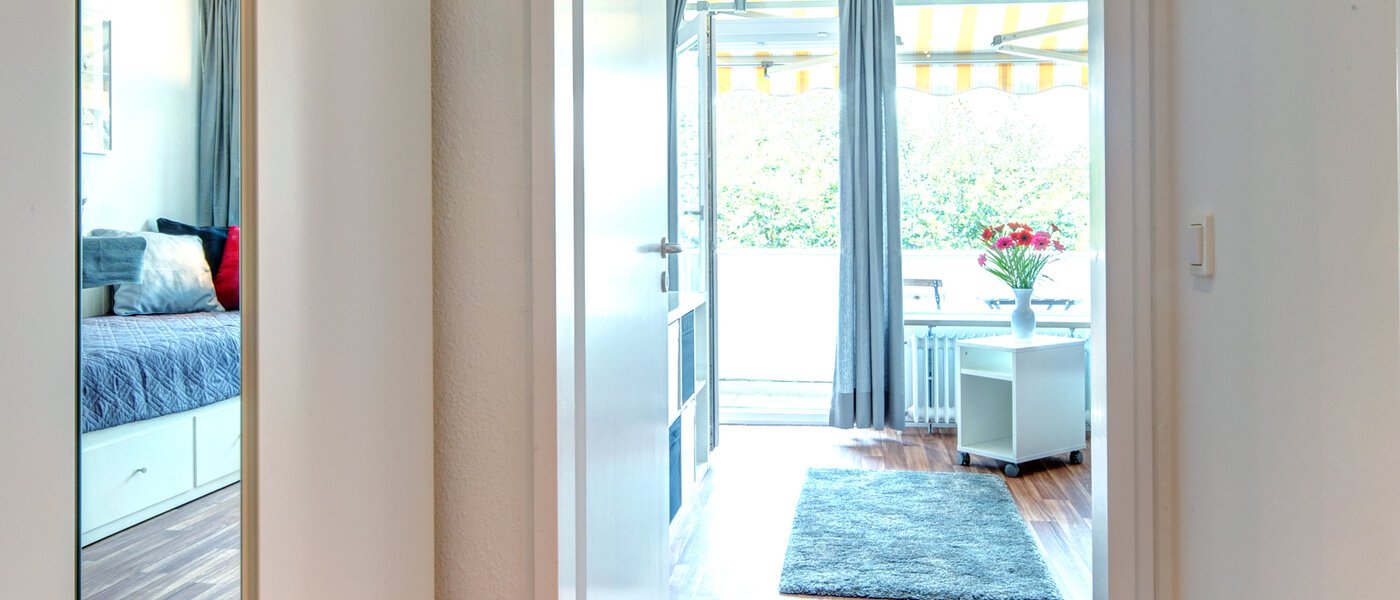 studio München Schwabing-Nord (zw. Leopoldstraße & Englischen Garten) 01 hall 9622