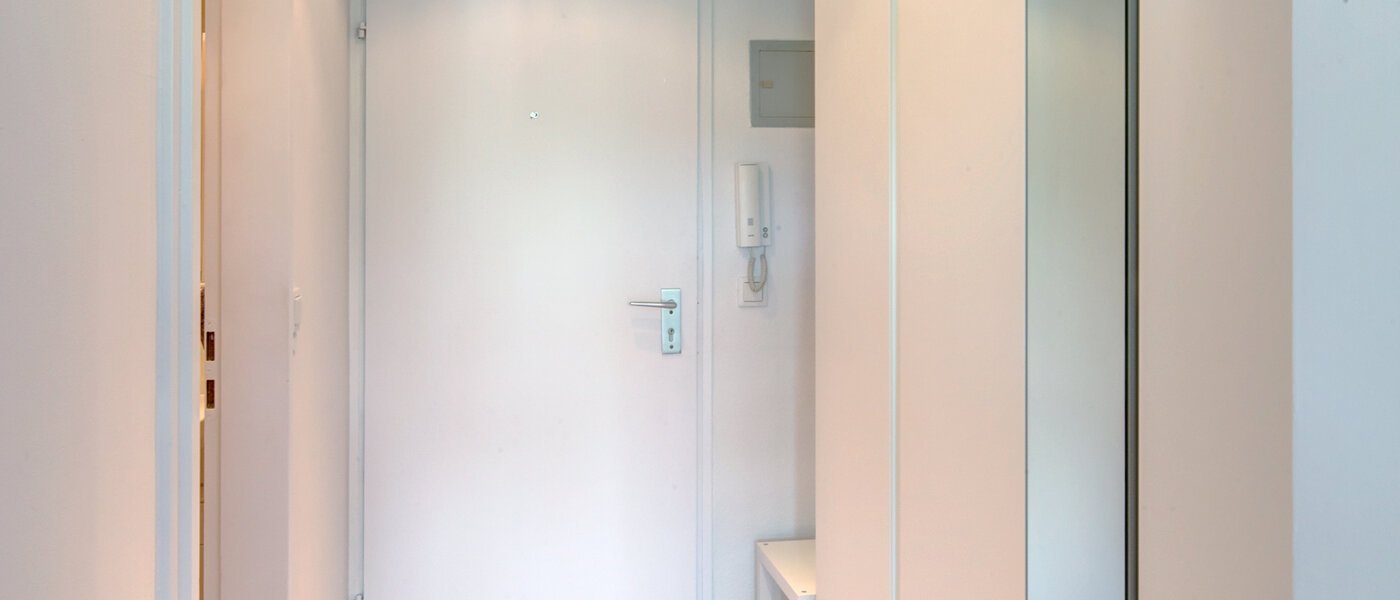 studio München Schwabing-Nord (zw. Leopoldstraße & Englischen Garten) 02 hall 9622