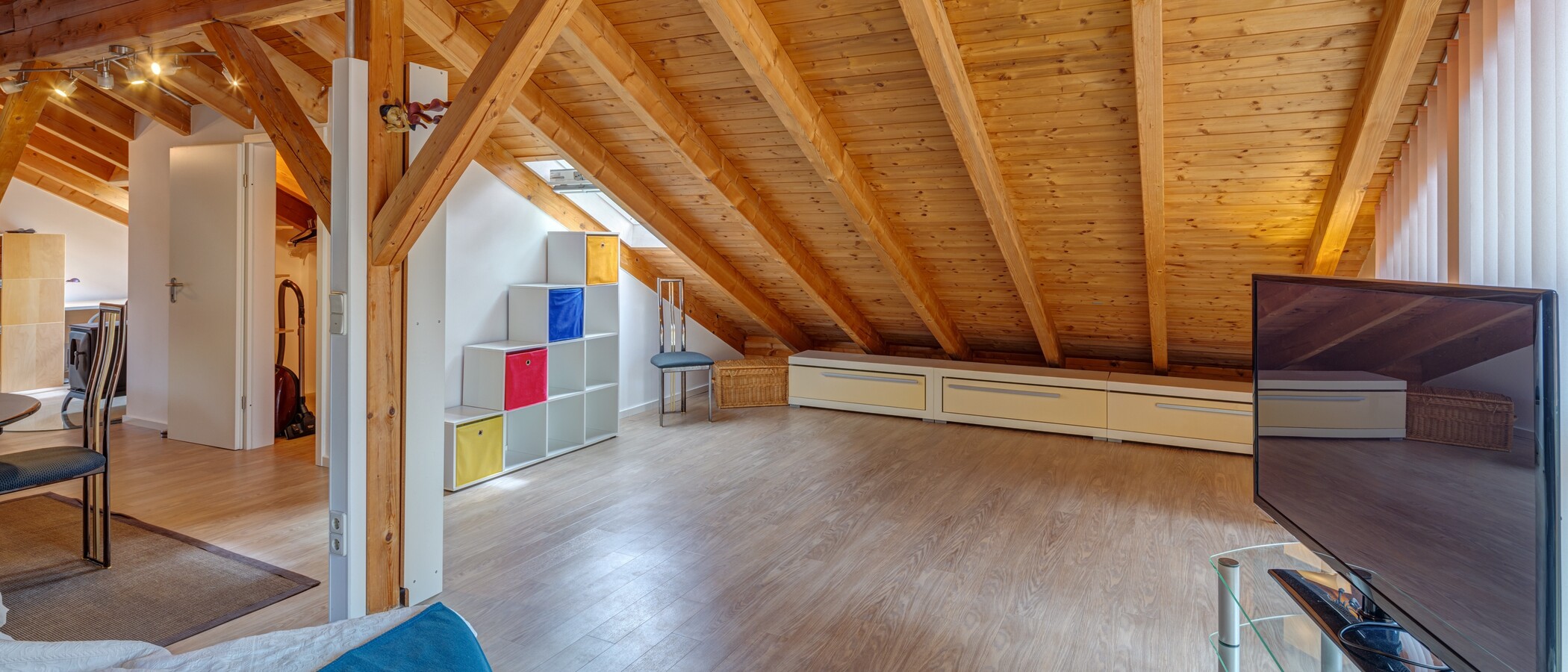 attic apartment Gauting 06 living area 9625