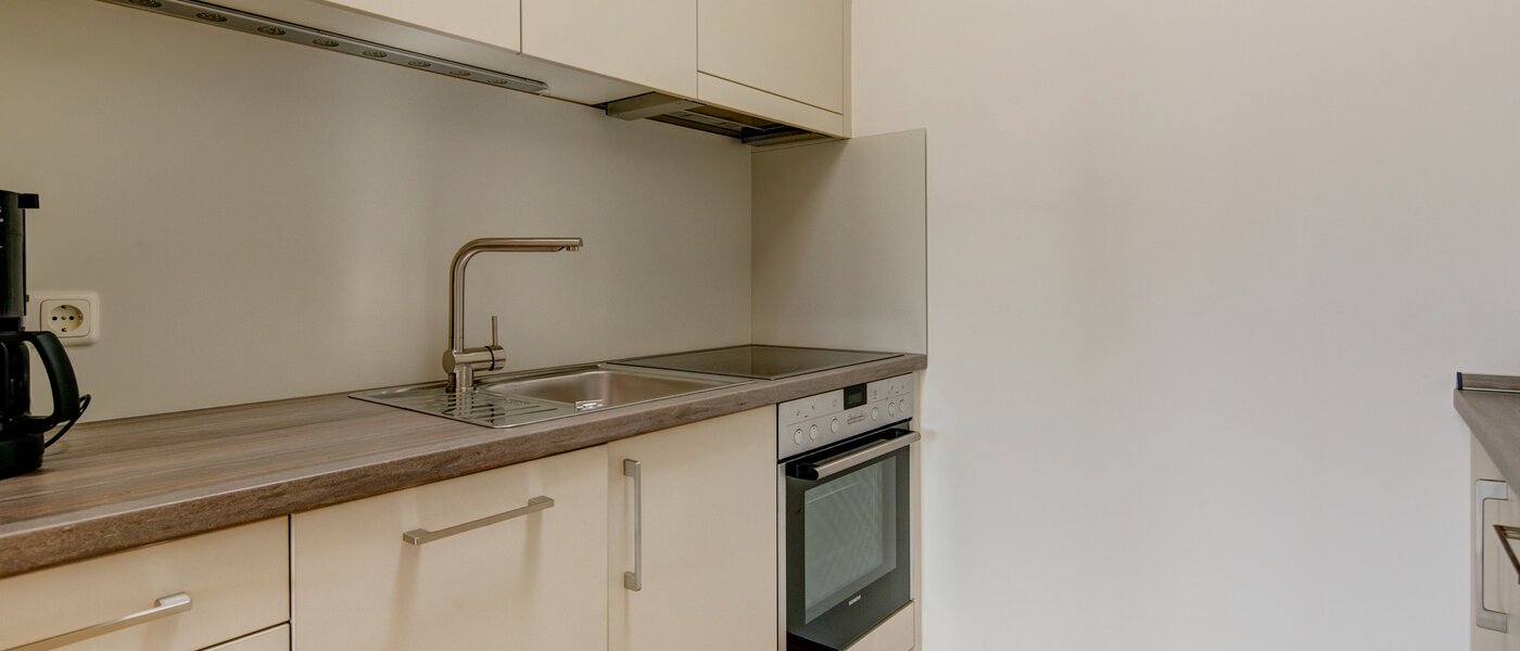 apartment München Großhadern 02 kitchen 9626