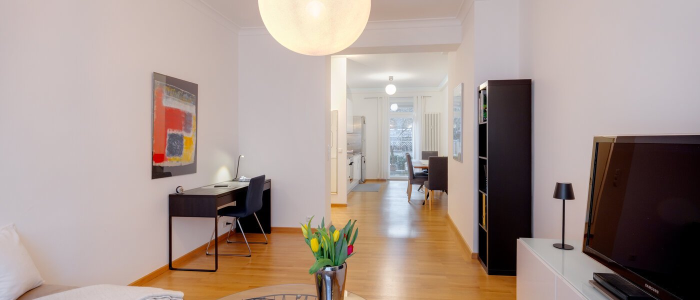 apartment München Haidhausen 03 living area 9630