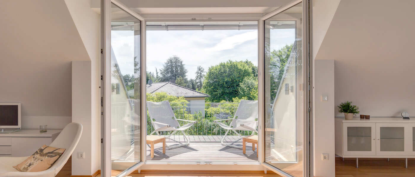 roof terrace apartment München Obermenzing 01 living room 9637