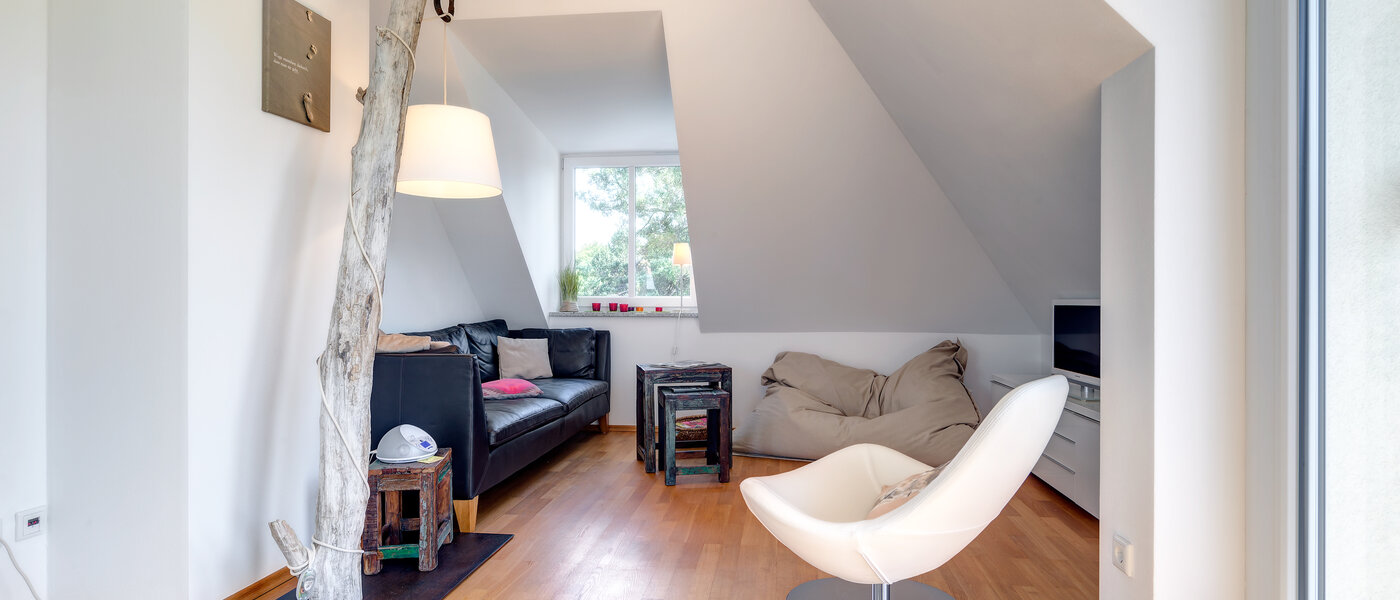 roof terrace apartment München Obermenzing 02 living room 9637