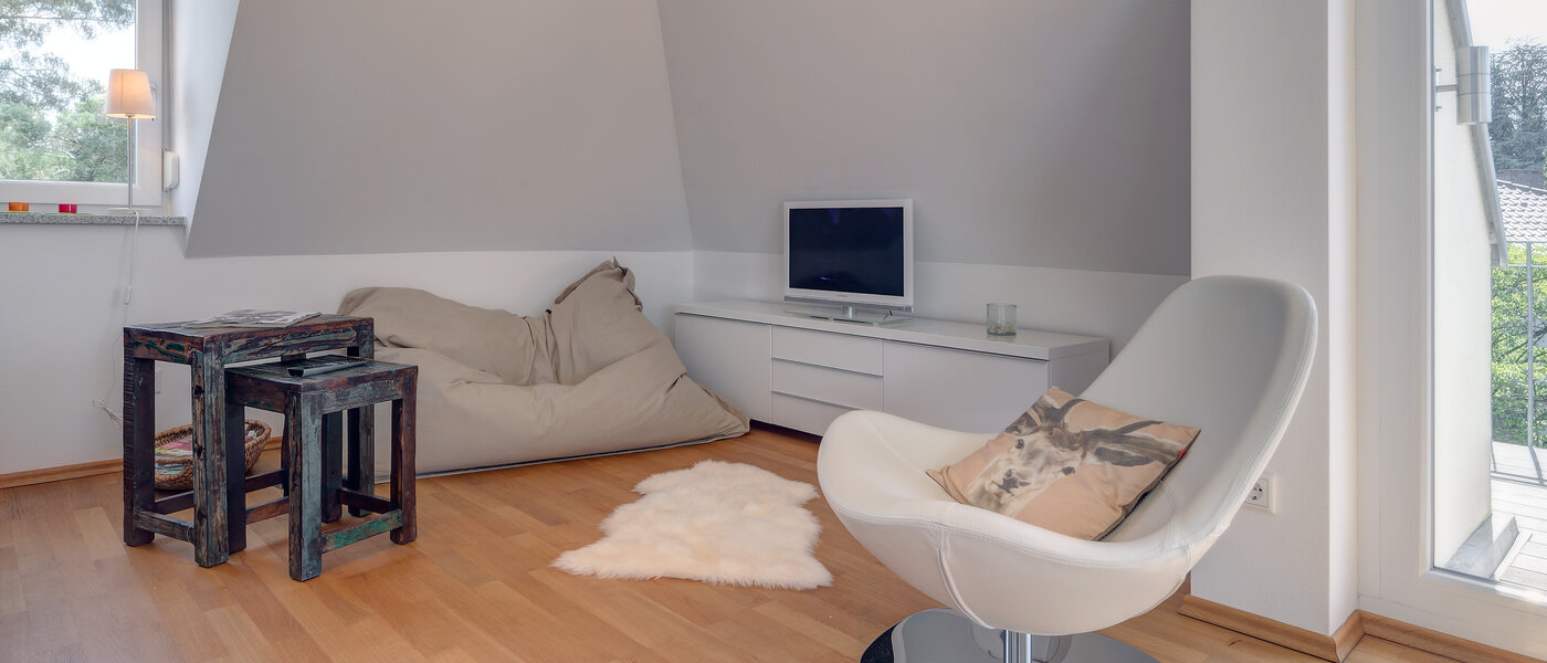 roof terrace apartment München Obermenzing 03 living room 9637