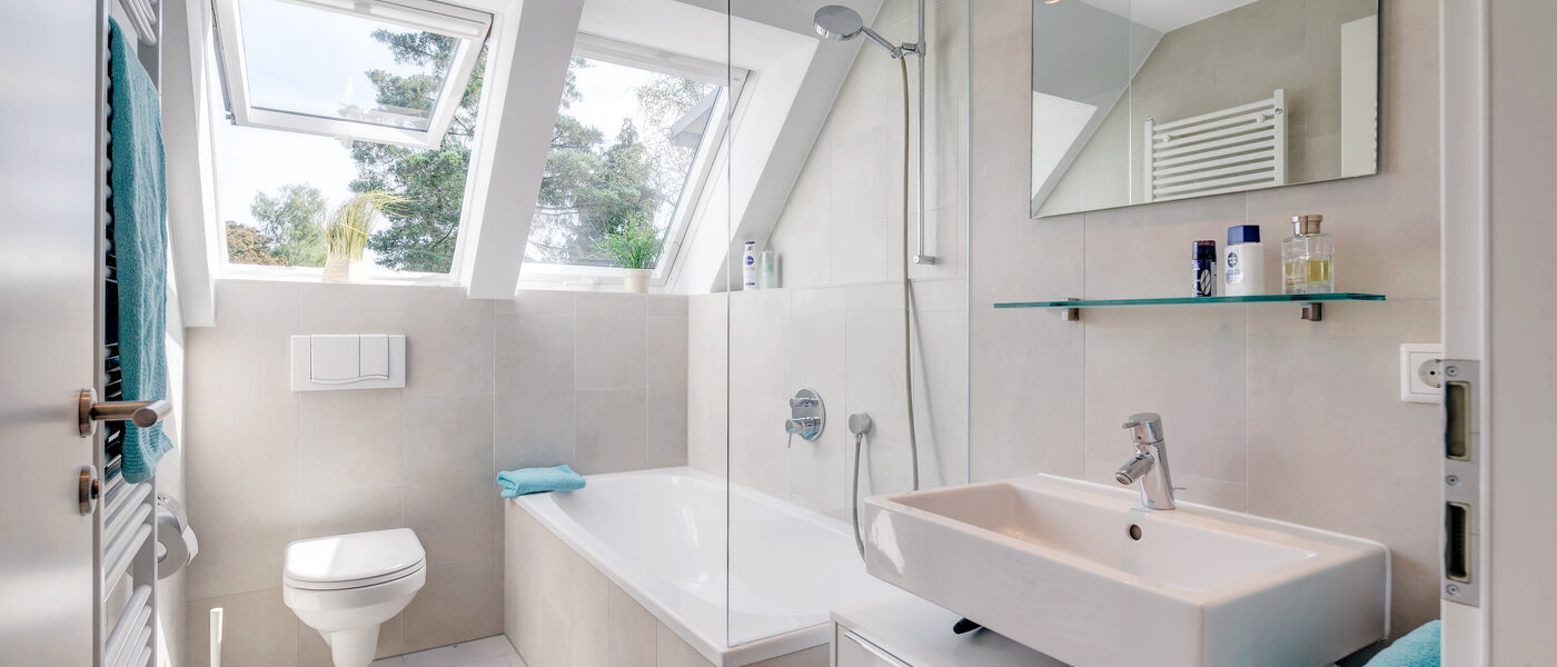 roof terrace apartment München Obermenzing 01 bathroom 9637