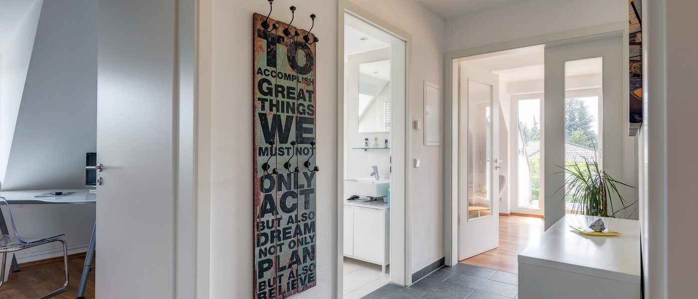 roof terrace apartment München Obermenzing 01 hall 9637