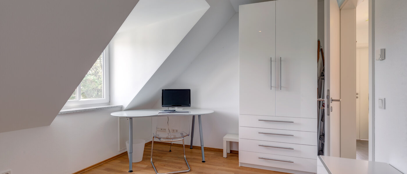 roof terrace apartment München Obermenzing 02 2. bedroom 9637