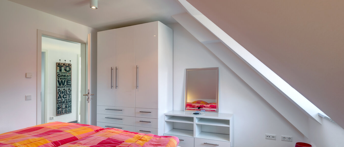 roof terrace apartment München Obermenzing 02 1. bedroom 9637