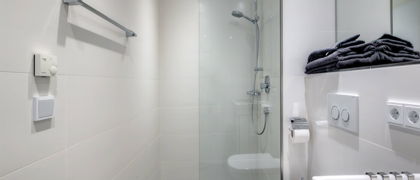 maisonette-gallery apartment Unterschleißheim Lohhof 01 bathroom 9676