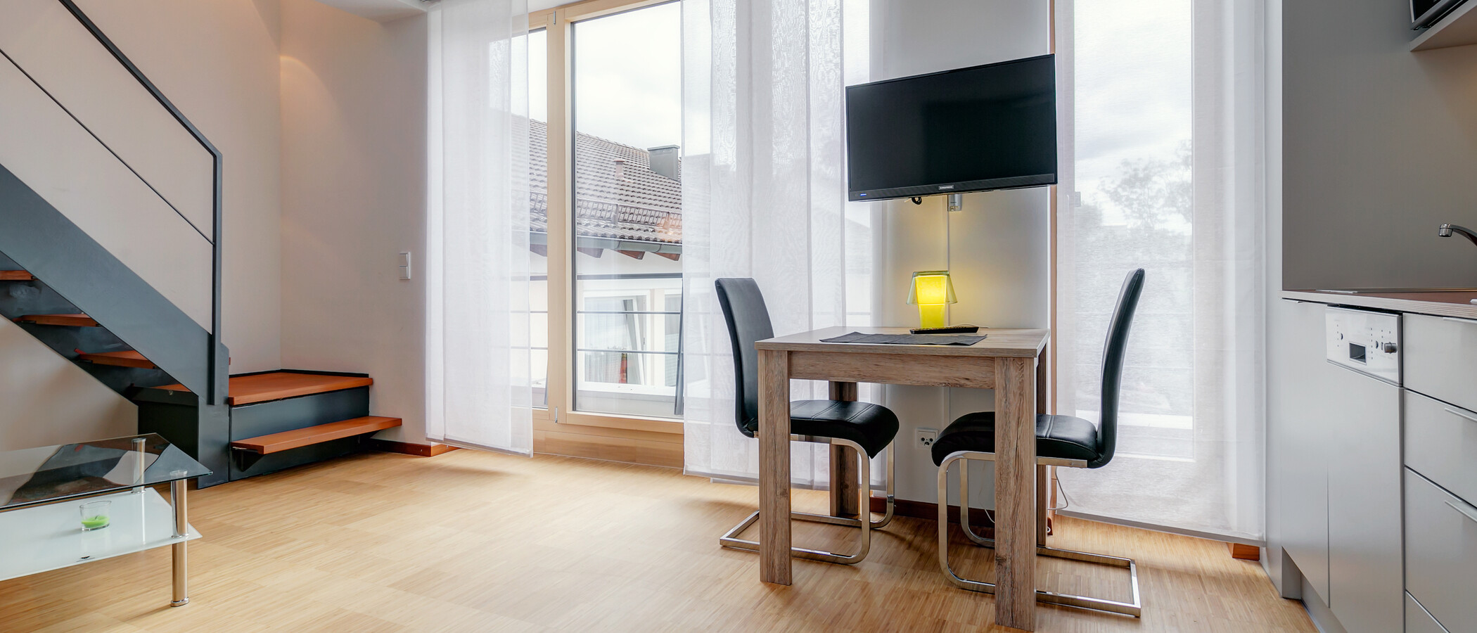 maisonette-gallery apartment Unterschleißheim Lohhof 04 living room 9677