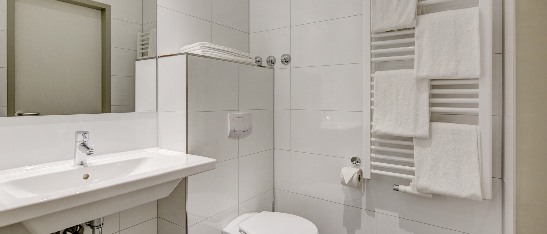 apartment Ismaning 03 bathroom 9679