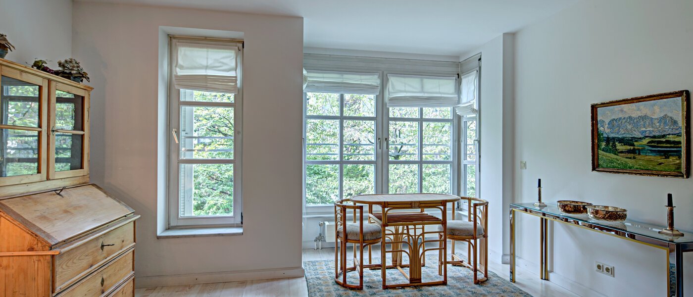 apartment München Haidhausen 02 living room 9683