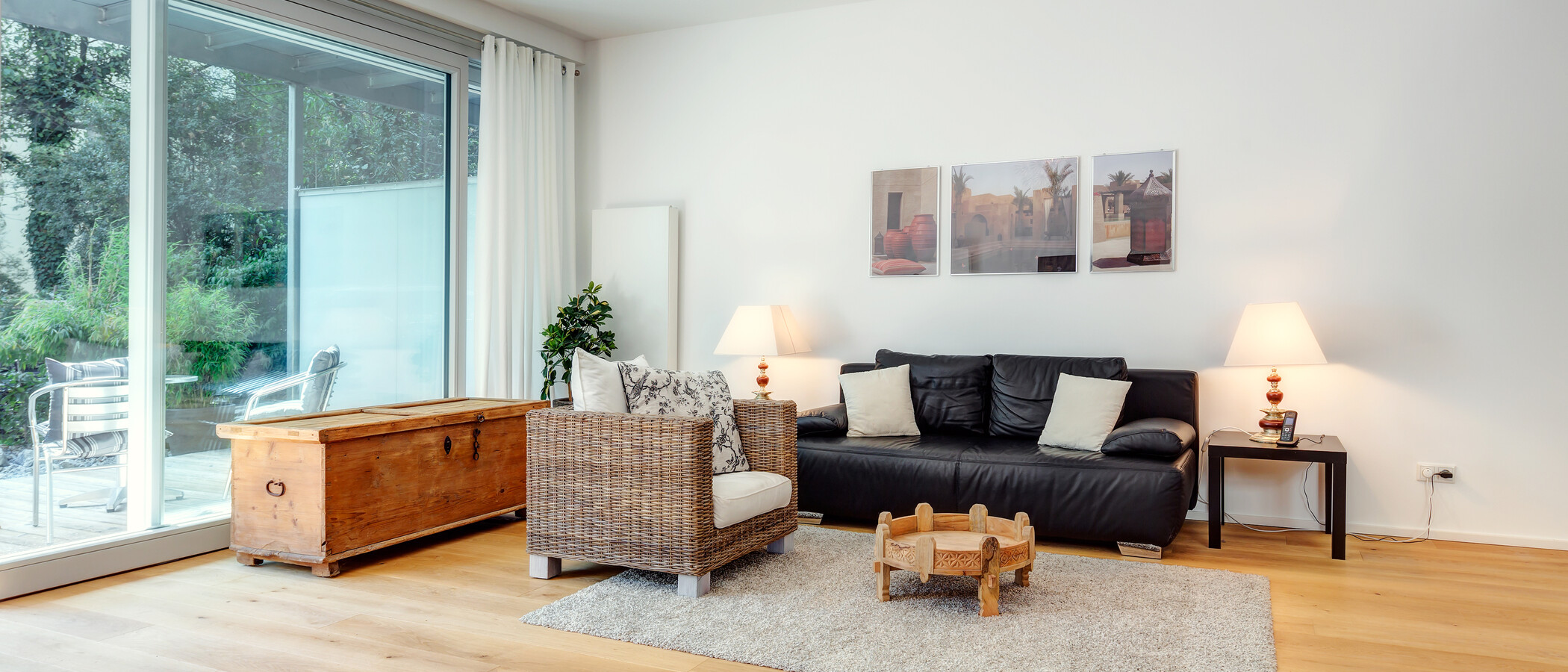 apartment München Neuhausen 01 living room 9686