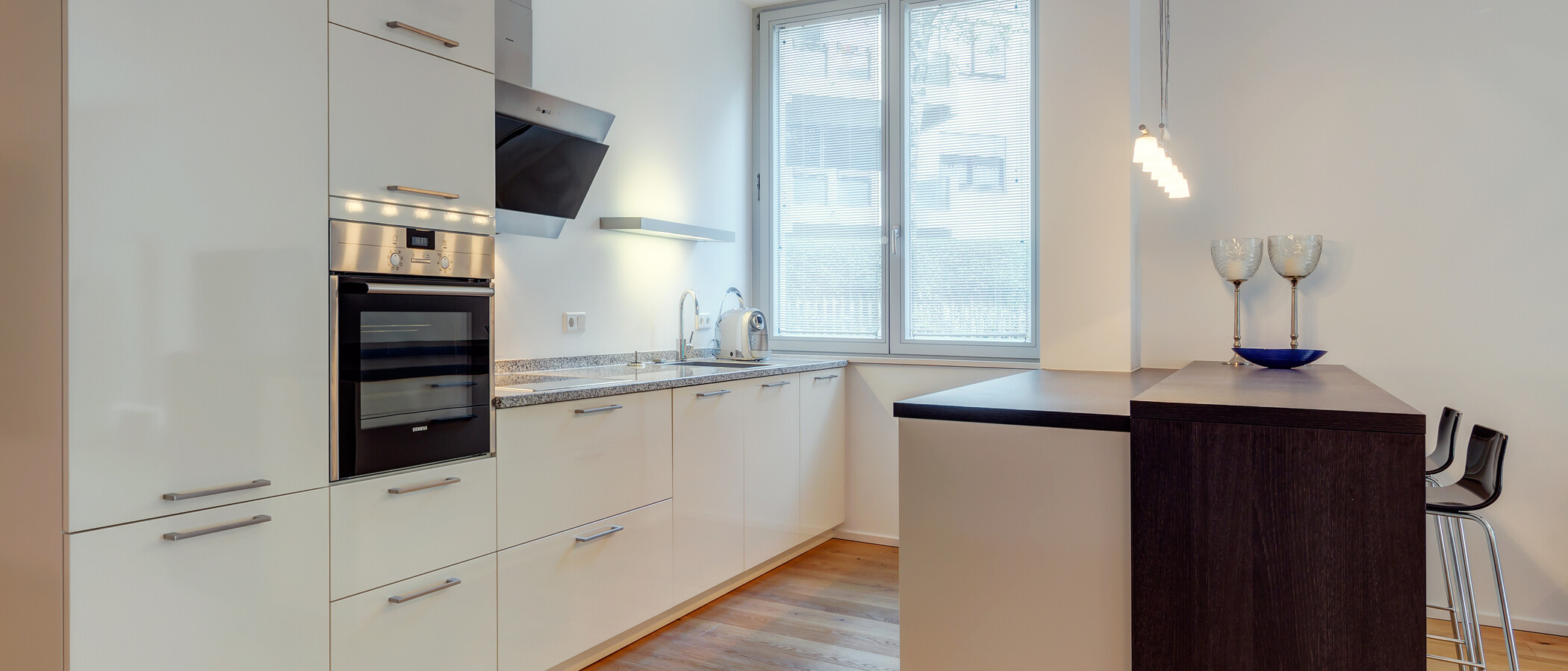apartment München Neuhausen 04 kitchen 9686