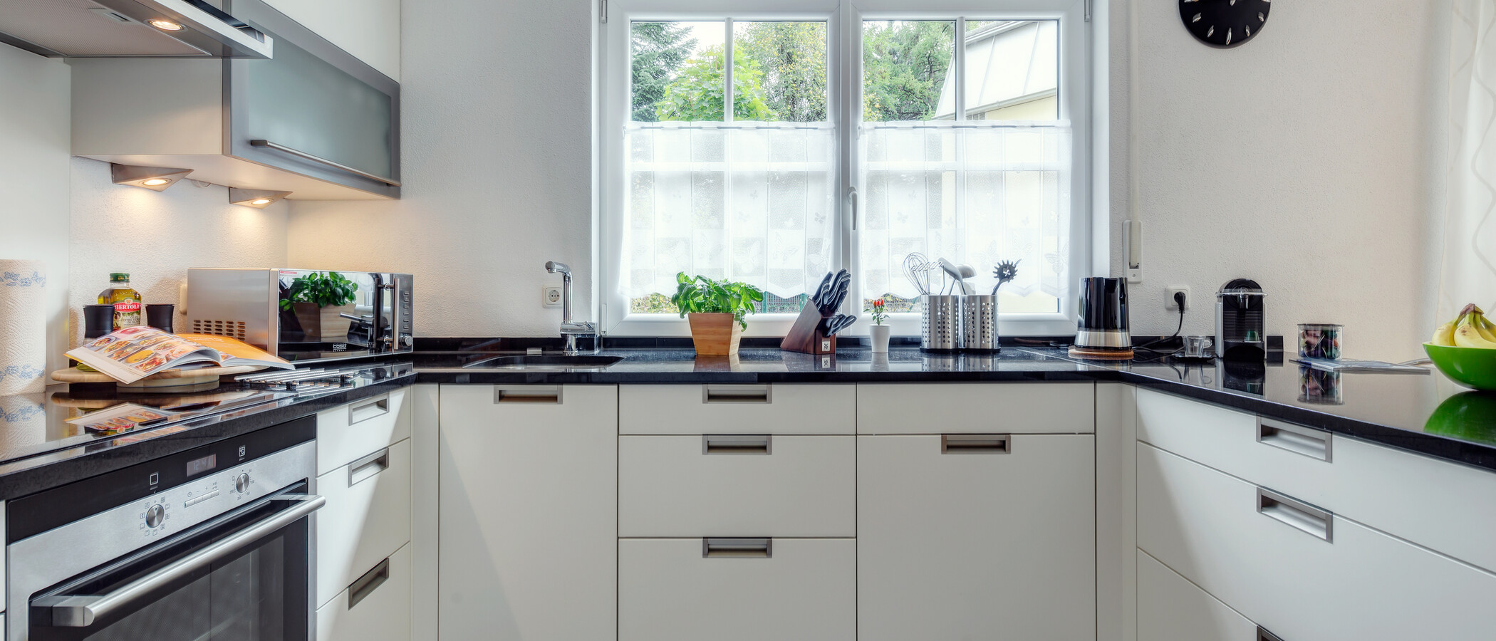 apartment with garden 	 München Forstenried 03 kitchen 9703