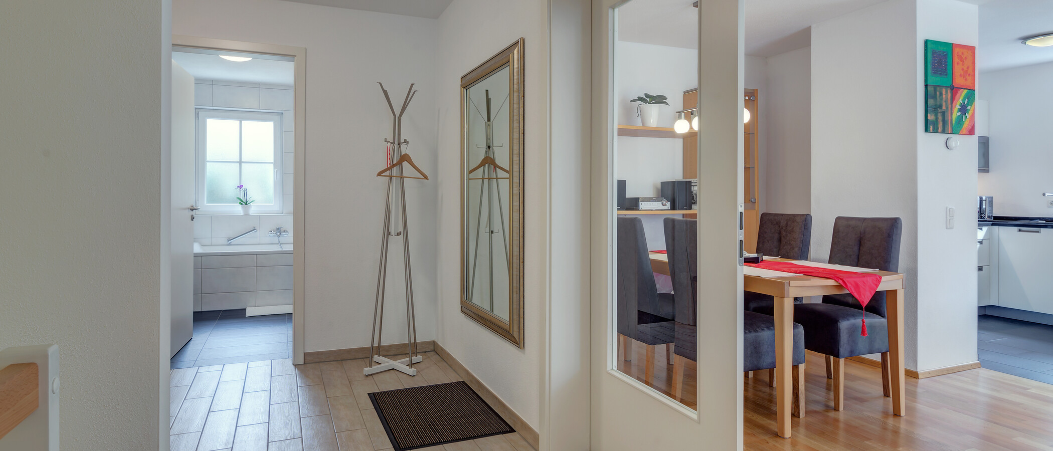 apartment with garden 	 München Forstenried 01 hall 9703