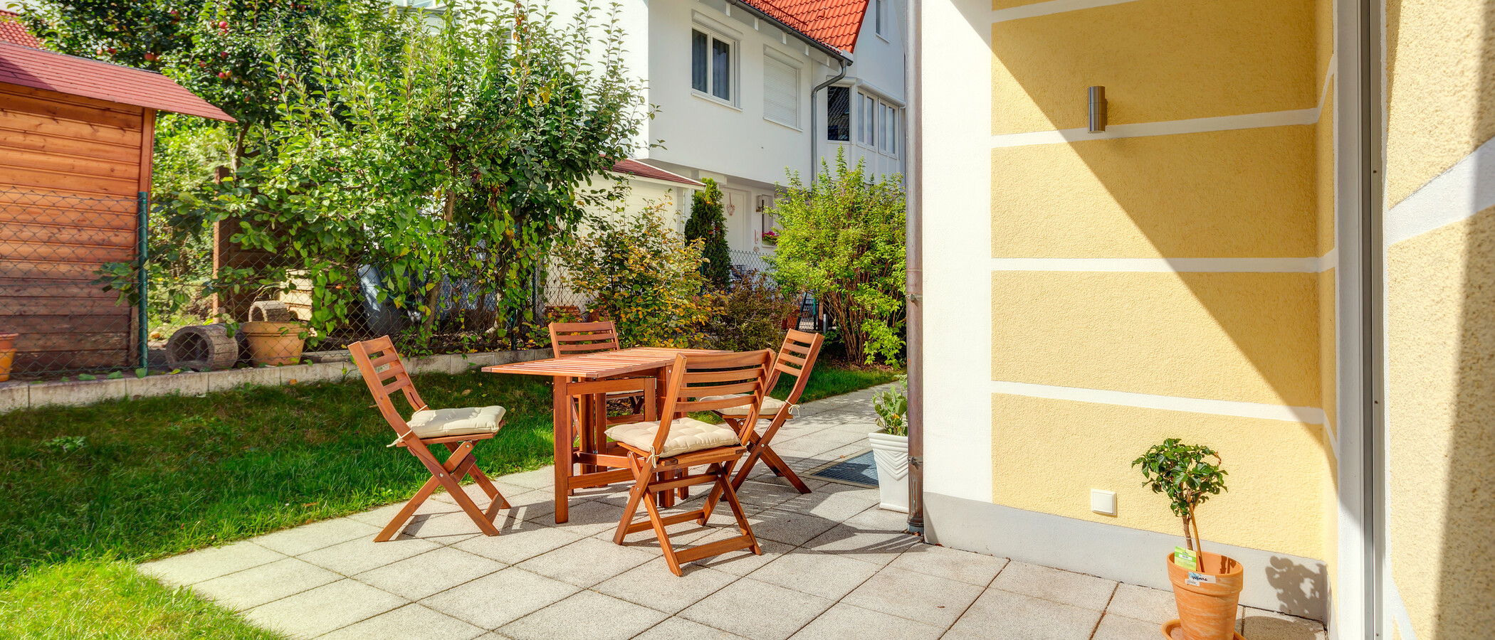 apartment with garden 	 München Forstenried 01 terrace 9703