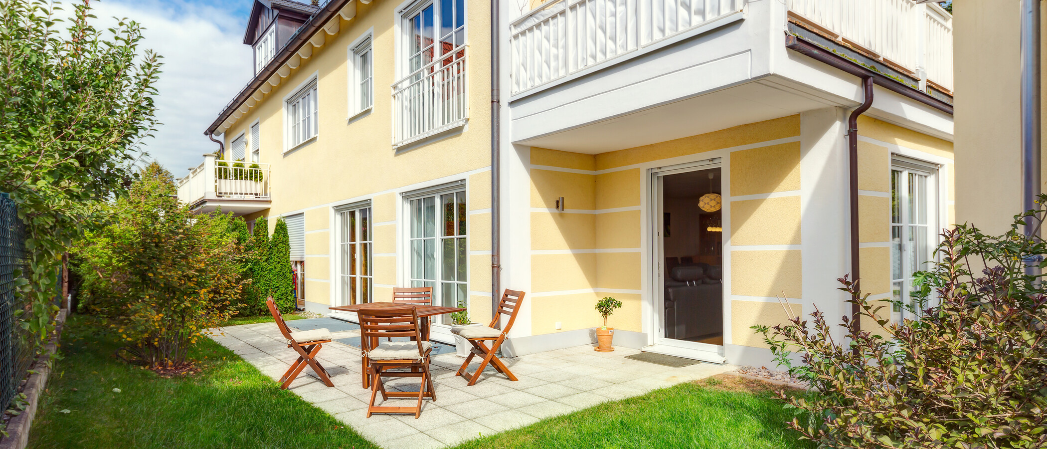 apartment with garden 	 München Forstenried 03 terrace 9703