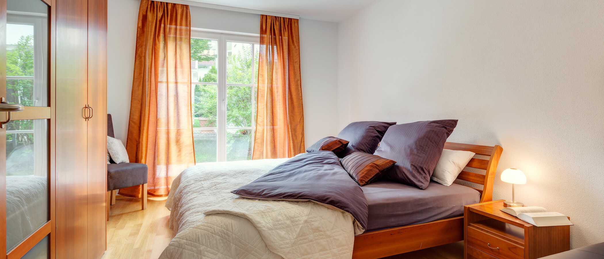 apartment with garden 	 München Forstenried 01 sleeping area 9703
