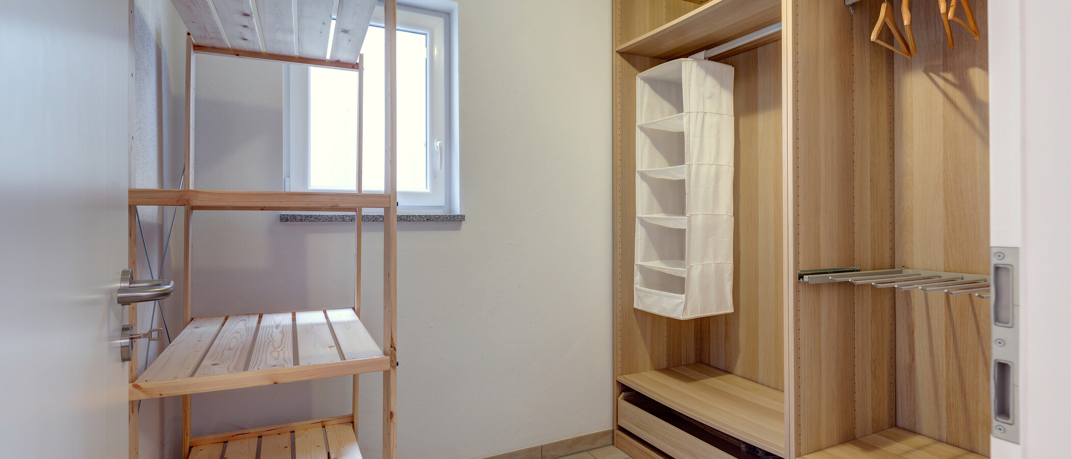 apartment with garden 	 München Forstenried 01 storage room 9703