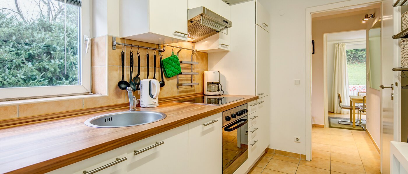 apartment with garden 	 Gauting Stockdorf 01 kitchen 9728