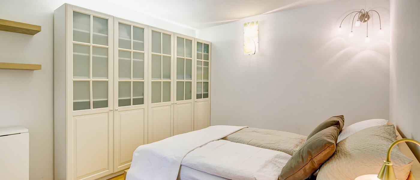 apartment with garden 	 Gauting Stockdorf 04 sleeping area 9728